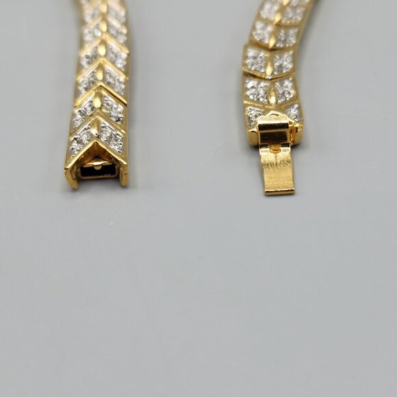 Gold Tone Chevron Tennis Bracelet 8" Clear Stone - Picture 7 of 9
